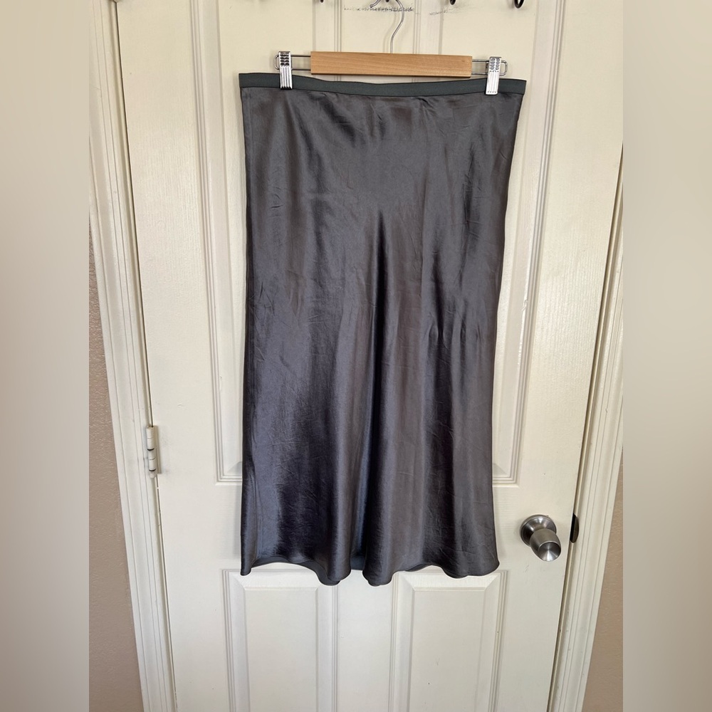 Vince Gray Satin Slip Midi Skirt 100% Acetate Size L